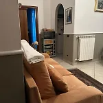 Three Free Trees Apartmán